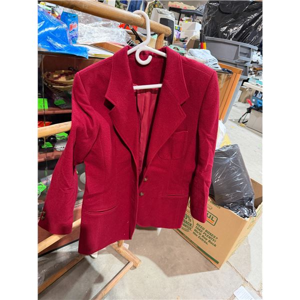 Runaway Bay size 12 coat