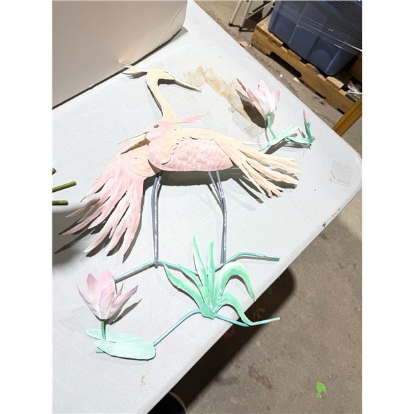 Metal wall hanging bird decor