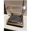 Image 2 : Dual 505-2 record player