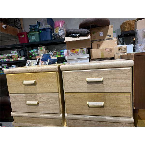 Pair of a nightstand each measures 20 1/2" x 16 1/2" x 22" tall