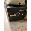 Image 1 : Sentry safe with combination