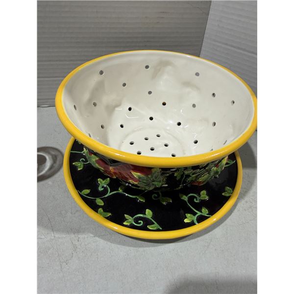 Colander