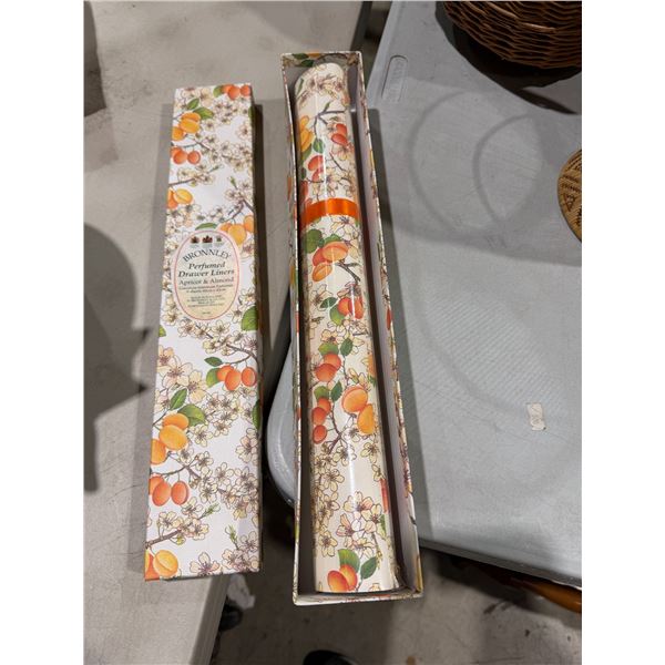 Africa and almond draw liners