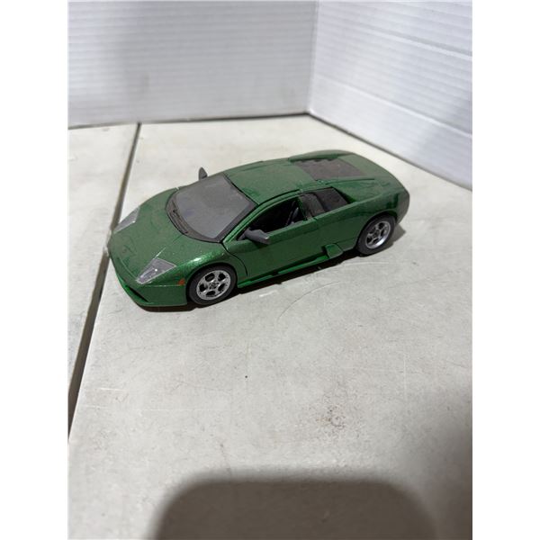 Lamborghini 1/24 scale