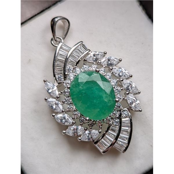 6.5 ct Certified Silver Emerald gemstone Pendant ($8,421 Appraisal)