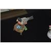 Image 5 : FLORAL & BIRD SCULPTURES (4 PCS)