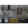 Image 1 : WATERFORD SHELL DISH & WATERFORD CRYTAL TIMES SQUARE 2001 HOPE FOR ABUNDANCE PRISM (2 PCS)
