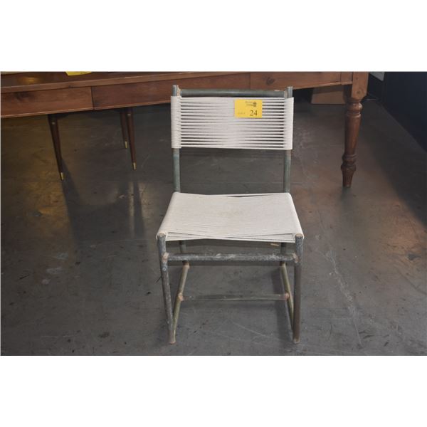 WALTER LAMB DINING CHAIR