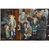 Image 2 : COLLECTION OF MUD MEN FIGURES (4 PCS)
