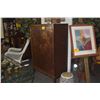 Image 2 : CHINOISERIE STYLE LACQUERED BAR CABINET