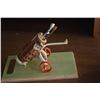 Image 3 : MINIATURE HAND-MADE WOODEN GOLF CART W/BAG & CLUBS IN SHOWCASE, "TEE-TIME IN HAWAII" BY FRANCIS PIMM