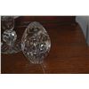 Image 3 : MIXED LOT: FRENCH CRYSTAL EGG, GLASS BIRD FIGURINE & HURRICANE CANDLE HOLDER (3 PCS)