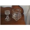 Image 5 : MIXED LOT: FRENCH CRYSTAL EGG, GLASS BIRD FIGURINE & HURRICANE CANDLE HOLDER (3 PCS)