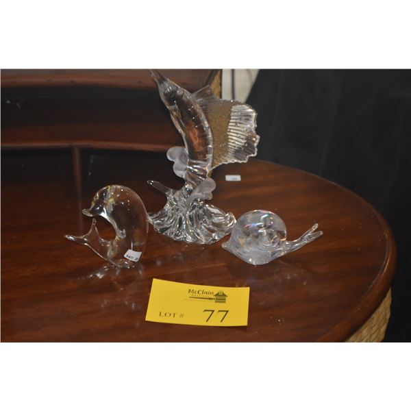 CRYSTAL SWORDFISH & DOLPHIN (SIGNED) FIGURINE & IRIDESCENT SNAIL PAPERWEIGHT (3 PCS)