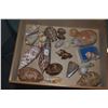 Image 2 : COLLECTION OF SEA SHELLS