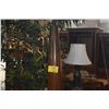 Image 1 : CALLISTO GOLD OYSTER SHELL FLOOR LAMP