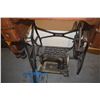 Image 2 : VINTAGE KENMORE TREADLE SEWING MACHINE W/CABINET