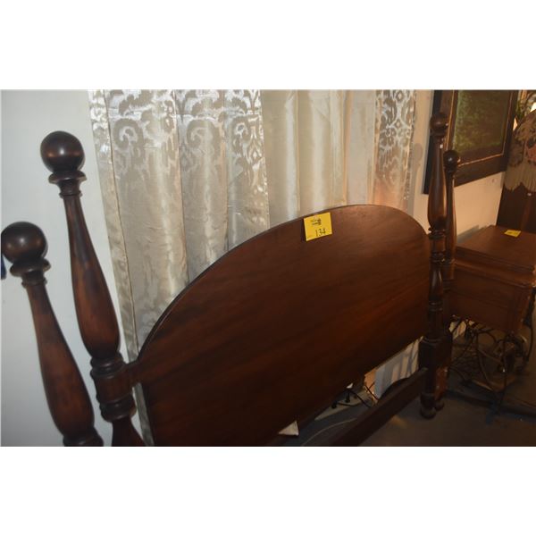 4 POST HEAD BOARD (FULL) (MATCHES LOT 153)