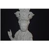 Image 3 : 22" CHINESE BLANC DE CHINE PORCELAIN STATUE OF GUANYIN (KWAN YIN) (DOES NOT INCLUDE STAND)