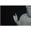 Image 4 : 22" CHINESE BLANC DE CHINE PORCELAIN STATUE OF GUANYIN (KWAN YIN) (DOES NOT INCLUDE STAND)