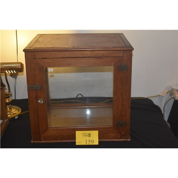 WOOD & GLASS DISPLAY BOX (19 1/2" X 16" X 18 1/2")