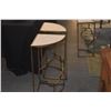 Image 5 : BRASS STANDS W/MARBLE TOPS (5 PCS)