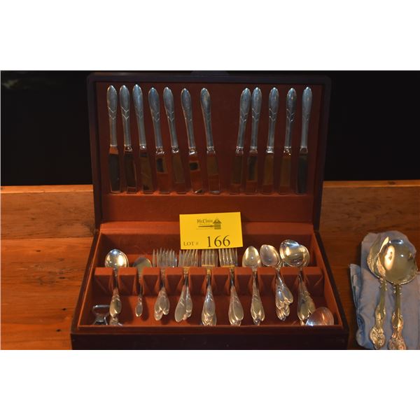 FLATWARE IN BOX