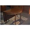 Image 7 : CUSTOM MADE TABLE THAT EXTENDS TO 3 SIZES
