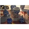 Image 3 : COLLECTION OF BLUE & WHITE VASES, TRIPOD CENSER, LIDDED JAR & BOWL (8 PCS)