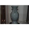 Image 3 : CHINESE MONOCHROME CRACKLE GLAZE VASE (9")