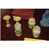 Image 5 : MIXED LOT: MINIATURE VASES, COVERED JARS, CLOISONNE, LACQUER BOXES & FIGURES (13 PCS)