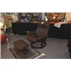 Image 2 : STRESSLESS RECLINER W/OTTOMAN