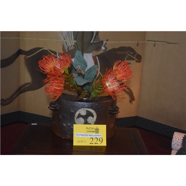 VINTAGE OKINAWAN DACHIBIN CRESENT CONTAINER W/FLORAL ARRANGEMENT (6 1/2" X 9")