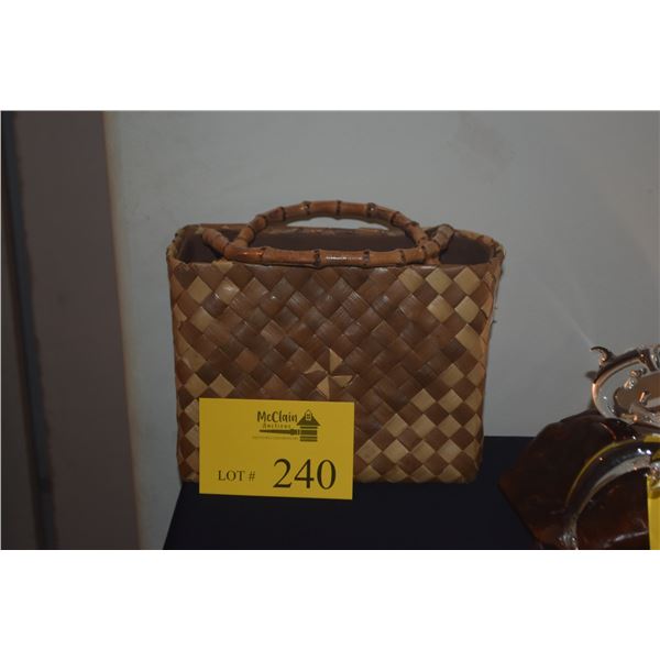 GENUINE LAUHALA PURSE HAND WOVEN IN HAWAII