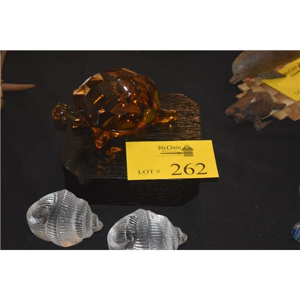 ROSENTHAL CRYSTAL SHELL CANDLE HOLDERS & BROWN CRYSTAL TURTLE (3 PCS) (DOES NOT INCLUDE STAND)