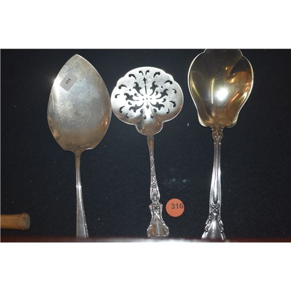 STERLING SILVER SERVING PIECES (216.8 GTW) (3 PCS)