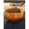 Image 2 : ANTIQUE KOA CALABASH W/BUTTERFLY REPAIR