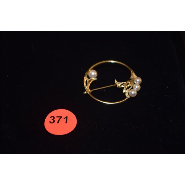 14K CULTURE PEARL (4) BROOCH (5.1 GTW)
