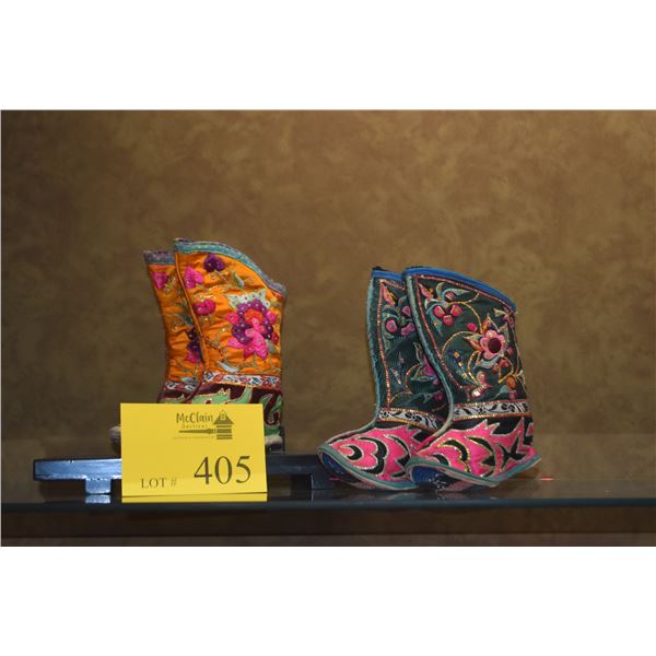 2 PAIR VINTAGE CHINESE EMBROIDERED CHILD'S BOOTS (DOES NOT INCLUDE STAND)