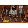 Image 1 : MIXED LOT: ASSORTED WALL ART, SAKI SET & COVERED CONTAINERS (16 PCS)