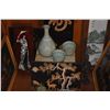 Image 4 : MIXED LOT: ASSORTED WALL ART, SAKI SET & COVERED CONTAINERS (16 PCS)