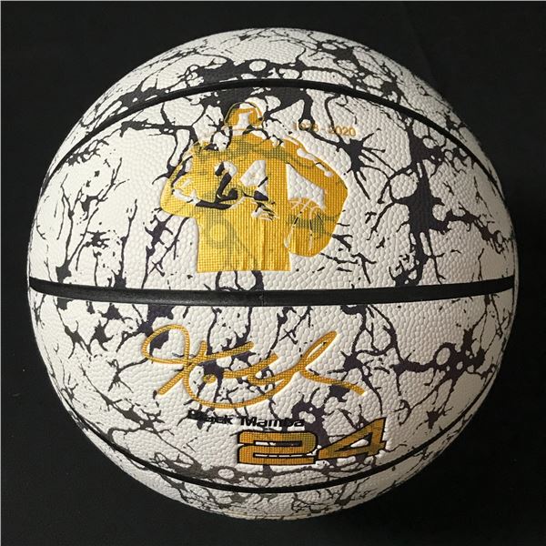 KOBE BRYANT SIGNATURE SERIES SPECIAL EDITION BASKETBALL