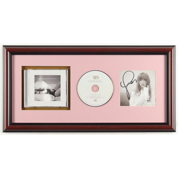 TAYLOR SWIFT SIGNED AND FRAMED PRESENTION PIECE - PSA COA