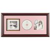 Image 1 : TAYLOR SWIFT SIGNED AND FRAMED PRESENTION PIECE - PSA COA