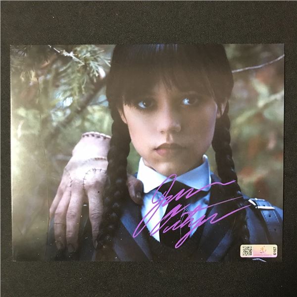 JENNA ORTEGA SIGNED WEDNESDAY ADDAMS 8X10 - CELEBRITY COA