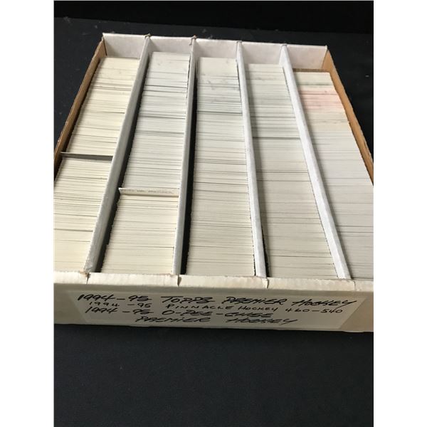 5000 COUNT OF VARIOUS HOCKEY CARDS