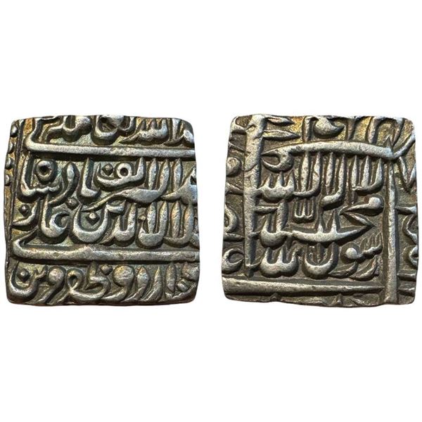 Akbar (1556-1605 AD), silver square rupee, Urdu-Zafar-Qurin mint, AH 1000(alf) , KM 82.8, 11.370g. A
