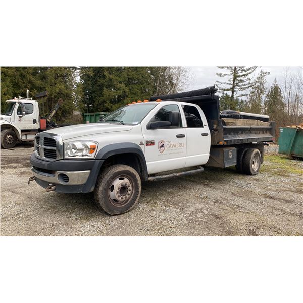2008 DODGE/RAM 5500 HEAVY DUTY SLT, 4DR DUMP TRUCK, WHITE, VIN 3D6WD78A58G182588,