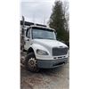 Image 2 : 2007 FREIGHTLINER BUSINESS CLASS M2, DUMP BIN 2DR TRUCK, WHITE, VIN 1FVACXCT37HY03783,