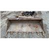 Image 3 : SKID STEER 6' BUCKET ATTACHMENT